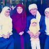 Foto Masa Kecil Istri Pejabat