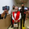 Mediana Zein 6 bulan penjara pengancaman uci flowdea