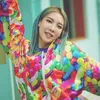 Minty penyanyi solo kontroversial