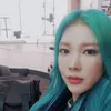 Minty penyanyi solo kontroversial