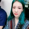 Minty penyanyi solo kontroversial