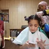 Nagita Slavina ngecat rambut ala Korea