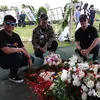 Proses Pemakaman Ricky Siahaan