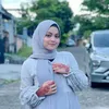 Putri Isnari Cantik Alami