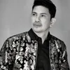 Potret Ronny Sianturi yang hot daddy abis!