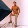 Potret Ronny Sianturi yang hot daddy abis!