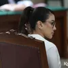 Tangis Nikita Mirzani Pecah di Persidangan