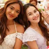 Ayu Ting Ting dan Marion Jola di acara Hesti Purwadinata