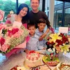 Ulang Tahun Titi Kamal Ke-42