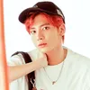 visual ganteng TXT analisis ahli bedah plastik