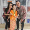 Wisuda Sheva Anak Ussy Sulistiawaty