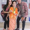 Wisuda Sheva Anak Ussy Sulistiawaty