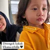 Zaskia Adya Mecca Antar Anak Sekolah