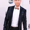 10 Seleb Pria Hollywood Dengan Mata Indah