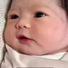 11 Foto Si Cantik Baby Ameena Hanna Pamer Pipi Chubby