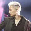 Idol Cowok Rambut Undercut