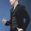 Idol Cowok Rambut Undercut