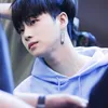 Idol Cowok Rambut Undercut