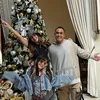 Pasangan selebritis beda usia
