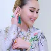 Ayu Ting Ting Pakai Gaun India