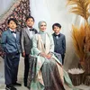 Juliana Moechtar istri Herman Seventeen