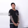 11 Seleb Ganteng Ini Terkenal Kocak! Pria Idaman Wanita
