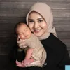 Mama Muda Berhijab