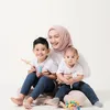 Mama Muda Berhijab
