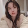 Goo Hye Sun juga sempat mengunggah selfie dirinya saat tak pakai makeup. Kulitnya yang putih semakin memperlihatkan aura kecantikannya.