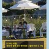 Selama pacaran, Kim Seon Ho dan Choi sering banget liburan bareng dan kencan ke banyak tempat. Dispatch juga turut merilis foto saat Kim Seon Ho dan Choi menghabiskan waktu bareng nih.
