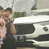 Gading dan Gisel bersama Gempi Saat di Rumah Aja