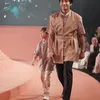 Artis yang Ikut Fashion Show