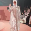 Artis yang Ikut Fashion Show