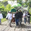 Hanna Kirana Pemakaman Ilyas Bachtiar