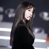 Rambut hitam bintang K-Pop