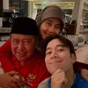 Vidi Aldiano Bersama Ayah Ibu