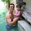 Keluarga Adrian Maulana