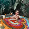 Selebriti Saat Asyik Berendam di Bathup