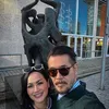 Foto Mesra Ferry Salim dan Istri