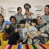 Di instagram pribadinya, Kak Seto membagikan sederet momen kebersamaannya dan sang istri saat menghabiskan waktu bersama anak-anak dan para cucu mereka.