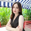 Potret Selfie Syifa Hadju dengan Makeup Natural