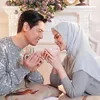 pernikahan seleb, seleb menikah dengan orang yang lebih tua