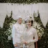 Pernikahan Tiwi eks T2