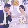 Ryana Dea menikah dengan Puadin Redi pada 16 Oktober 2016. Menyukai karakter princess sejak kecil, dirinya menyiapkan konsep pernikahan bak negeri dongeng. Bahkan kue pernikahan dibuat seperti kastil yang megah.