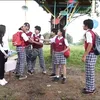 DARI JENDELA SMP