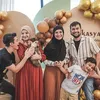 zaskia sungkar momong baby ukkasya