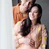 seleb permainkan agama, seleb dituduh permainkan agama