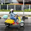 Ussy Sulistiawaty Naik Motor
