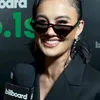 Agnez Mo di red carpet Billboard