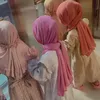 Potret Ameena anak Aurel Hermansyah berangkat mengaji